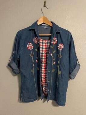 VTG Maggie & Max Top Womens Small Denim Gingham Floral Embroidered Cottagecore